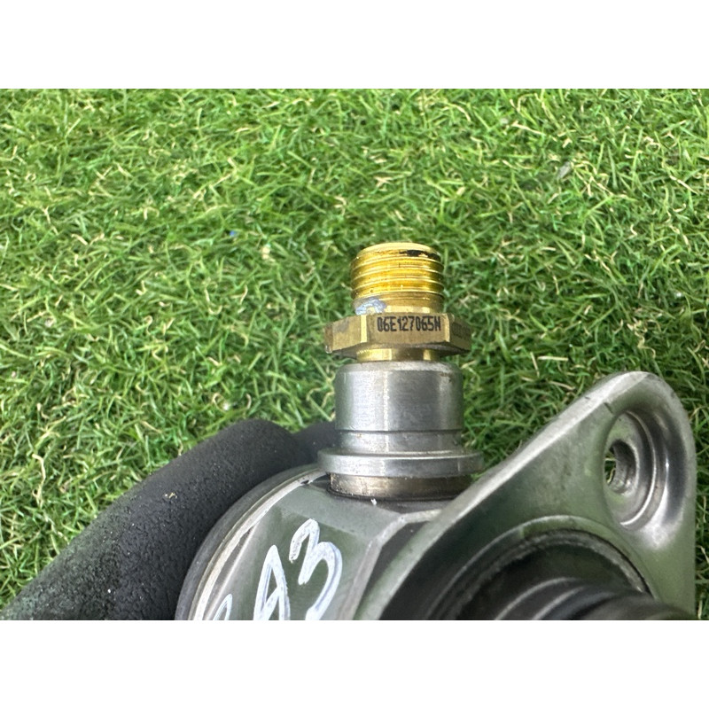 ТНВД (топливная система) AUDI A3 8V 2015 1.8 CNSB 06K127026A