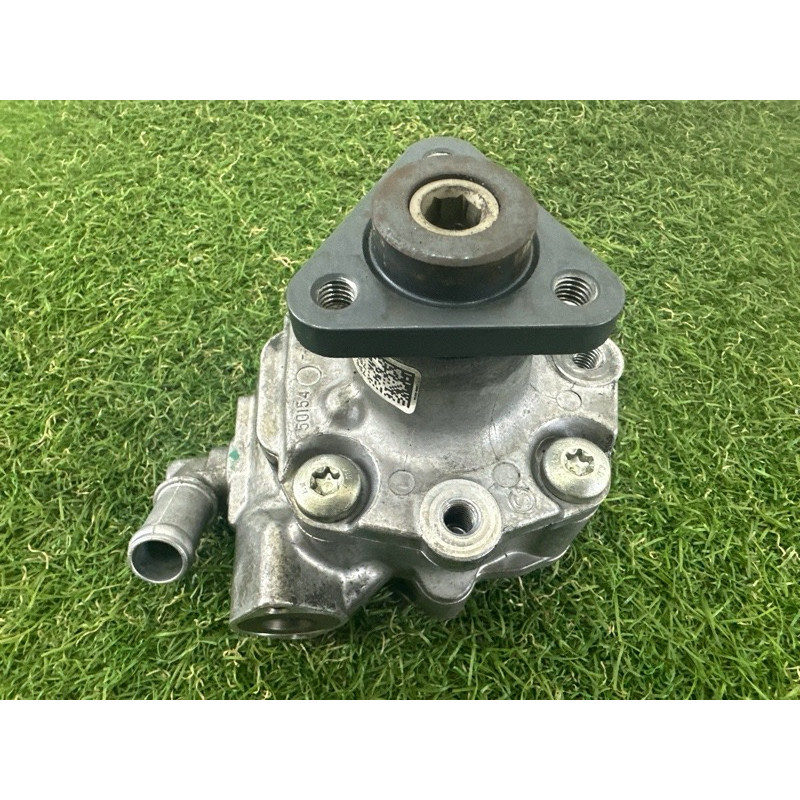 Насос гидроусилителя руля (рулевое управление) Volkswagen Touareg NF 2015 3.6 CGRA 7P6422154B