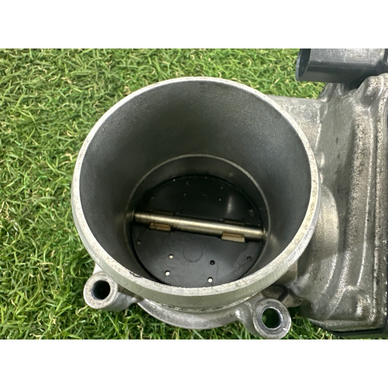 Дроссельная заслонка (электрика двигателя) AUDI Q5 8R 2012 2.0 CAEB 06F133062Q