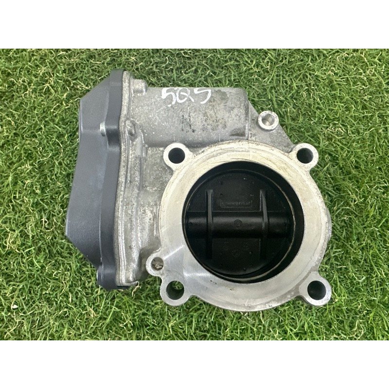 Дроссельная заслонка (электрика двигателя) AUDI Q5 8R 2012 2.0 CAEB 06F133062Q
