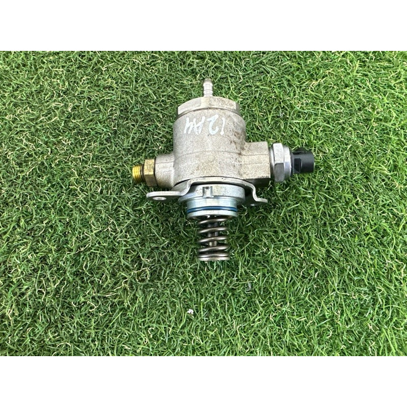 ТНВД (топливная система) AUDI A4 B8 2012 2.0 CAEB 06J127025G