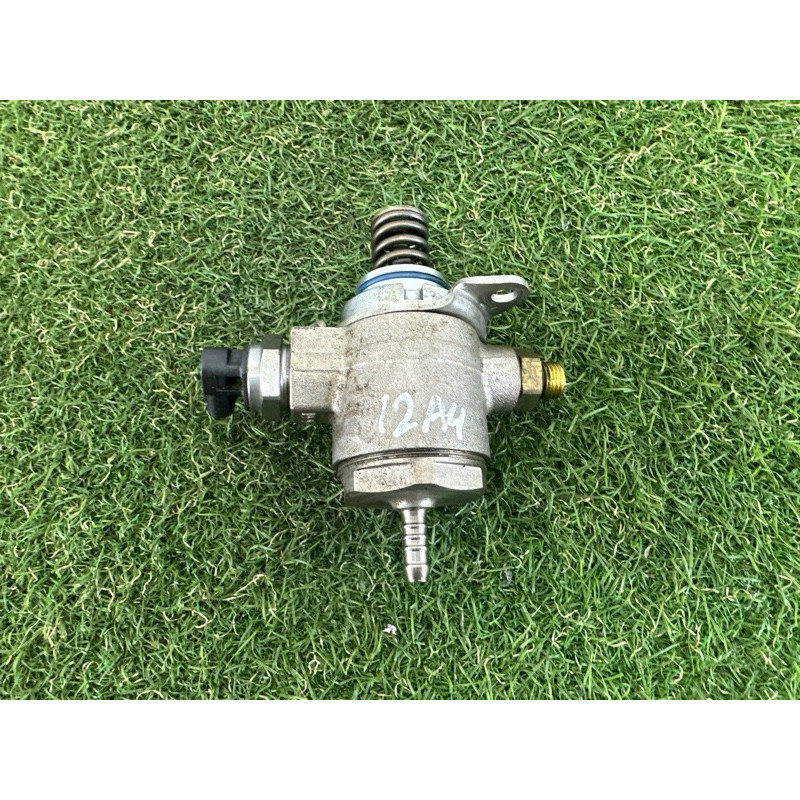 ТНВД (топливная система) AUDI A4 B8 2012 2.0 CAEB 06J127025G