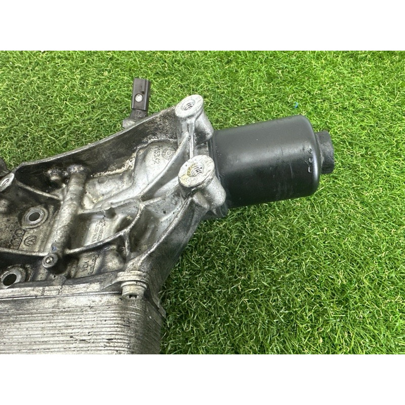 Корпус масляного фильтра (двигатель и элементы) AUDI A3 8V 2015 1.8 CNSB 06L903143A