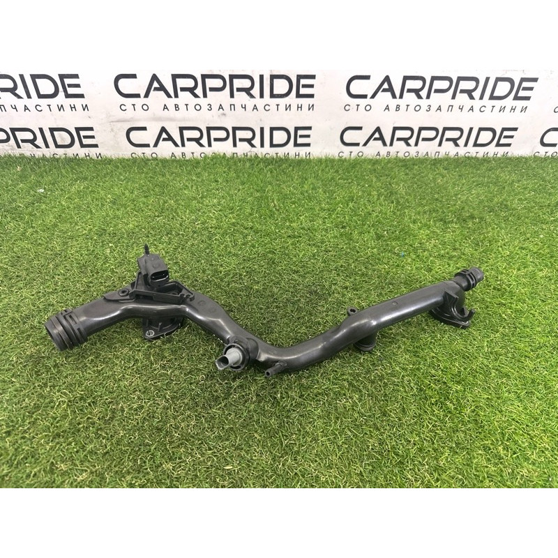 Трубка системы охлаждения (система охлаждения) AUDI A7 4G 2012 3.0 CGXB 06E121045AA