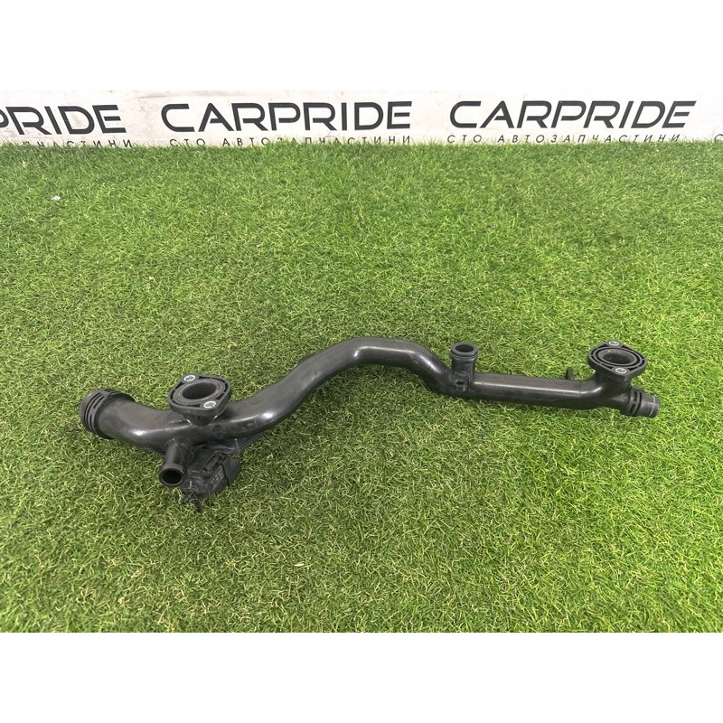 Трубка системы охлаждения (система охлаждения) AUDI A7 4G 2012 3.0 CGXB 06E121045AA