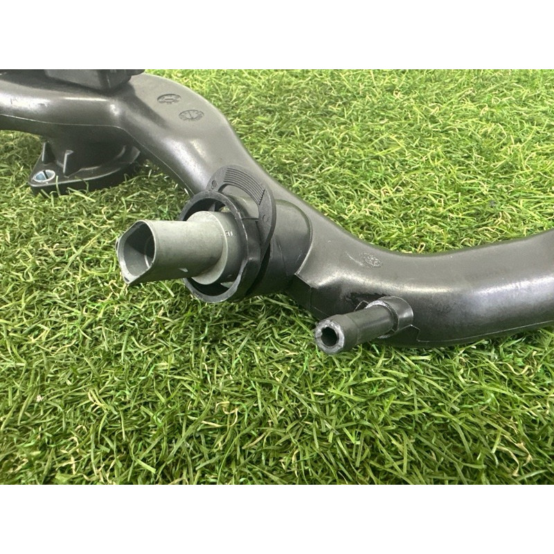 Трубка системы охлаждения (система охлаждения) AUDI A7 4G 2012 3.0 CGXB 06E121045AA