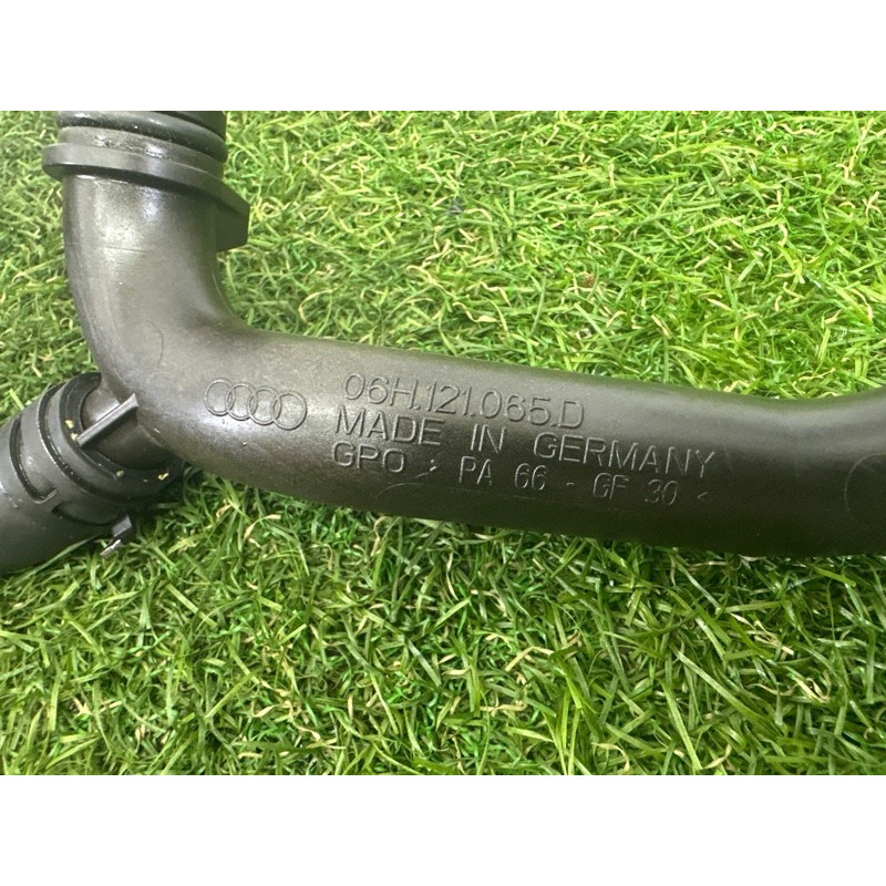 Трубка системы охлаждения (система охлаждения) AUDI Q5 8R 2012 2.0 CAEB 06H965561
