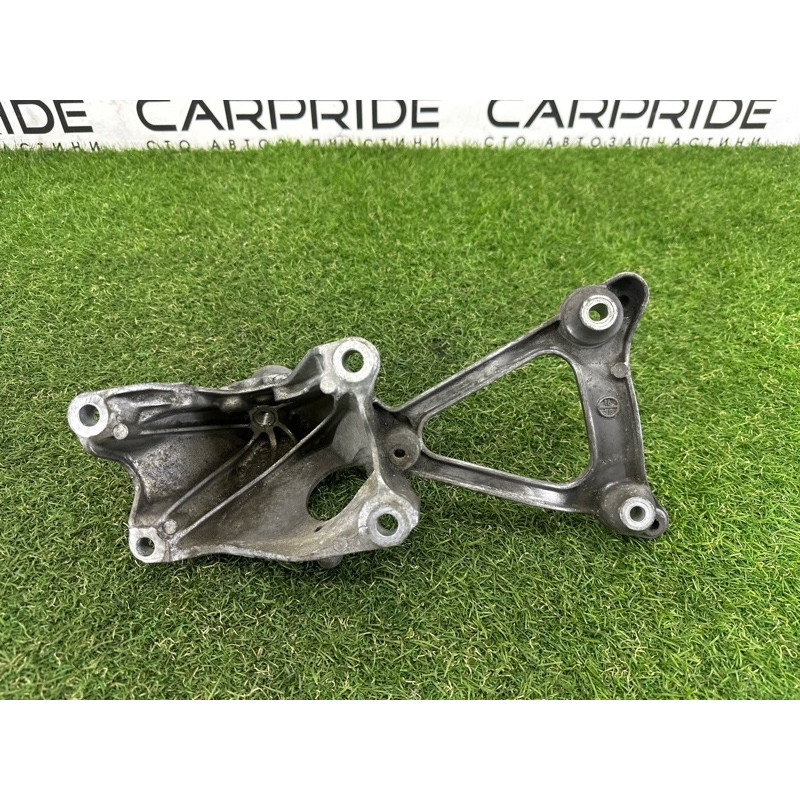 Кронштейн подушки двигателя (кронштейны двигателя) AUDI Q7 4M 2017 3.0 CREC 4M0199307AE