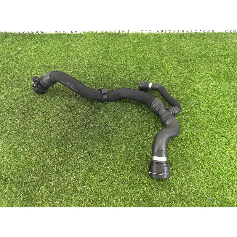 Патрубок (система охлаждения) AUDI A4 B8 2012 2.0 CAEB 8K0121055N