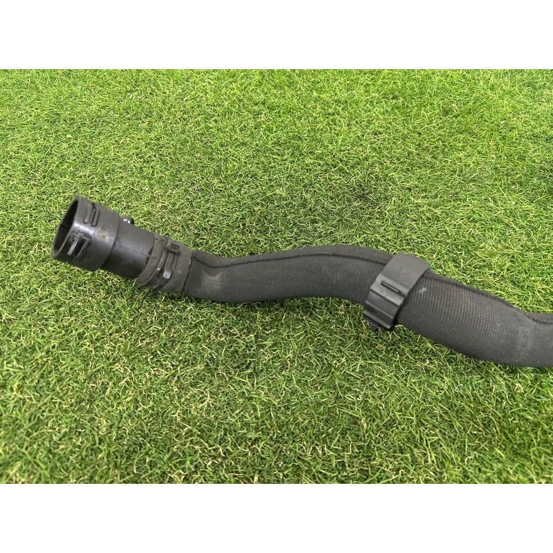 Патрубок (система охлаждения) AUDI A4 B8 2012 2.0 CAEB 8K0121055N