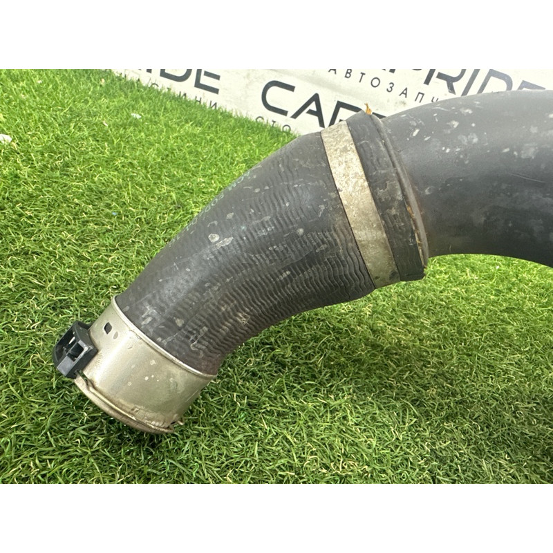 Патрубок интеркулера (двигатель и элементы) BMW X1 F48 2016 2.0 B46B20 13718616212