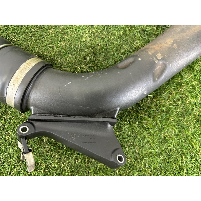 Патрубок интеркулера (двигатель и элементы) BMW X1 F48 2016 2.0 B46B20 13718616212