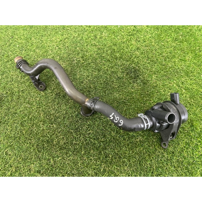 Помпа (система охлаждения) AUDI Q5 8R 2012 2.0 CAEB 06H965561