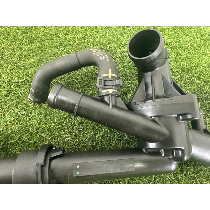 Корпус термостата (система охлаждения) Volkswagen Touareg NF 2015 3.6 CGRA 03H121117B