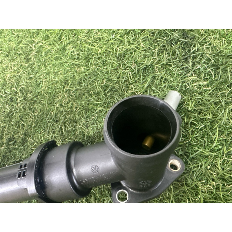 Корпус термостата (система охлаждения) Volkswagen Touareg NF 2015 3.6 CGRA 03H121117B