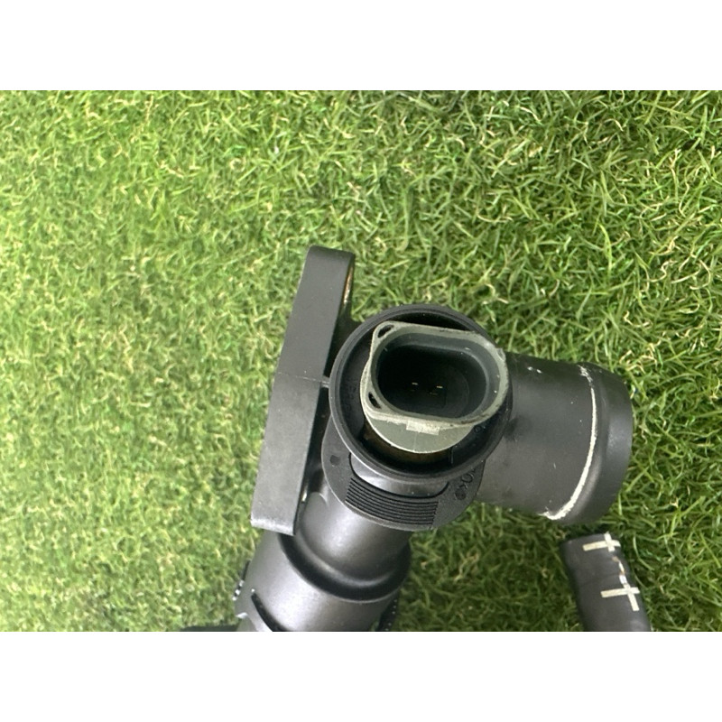 Корпус термостата (система охлаждения) Volkswagen Touareg NF 2015 3.6 CGRA 03H121117B