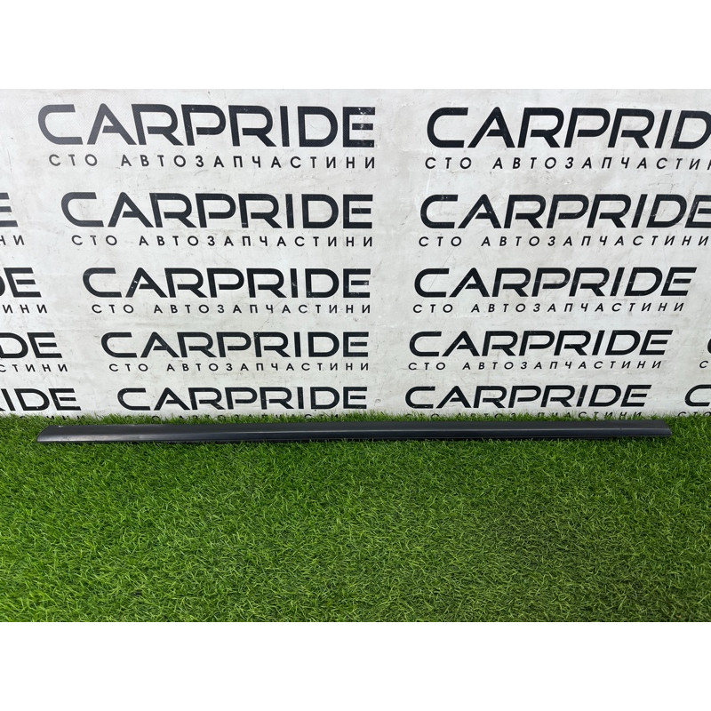 Молдинг стекла (кузов и элементы) KIA Sorento UM 2013 2.4 832202P000