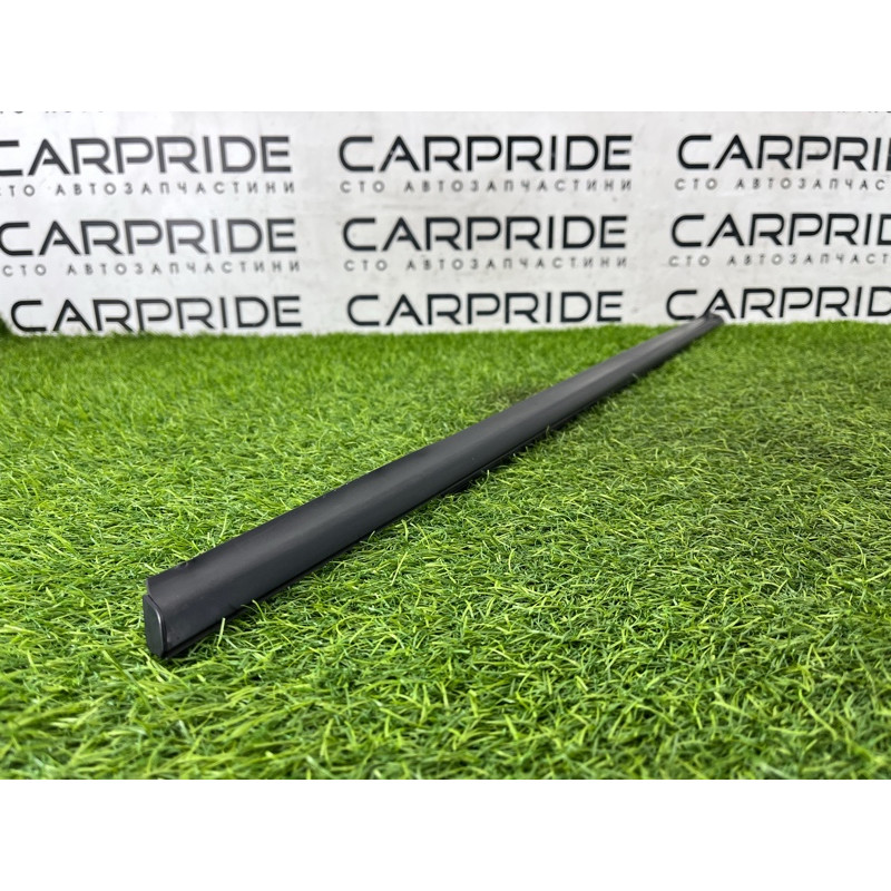 Молдинг стекла (кузов и элементы) KIA Sorento UM 2013 2.4 832202P000