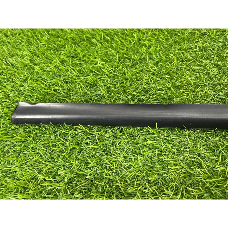 Молдинг стекла (кузов и элементы) KIA Sorento UM 2013 2.4 832202P000