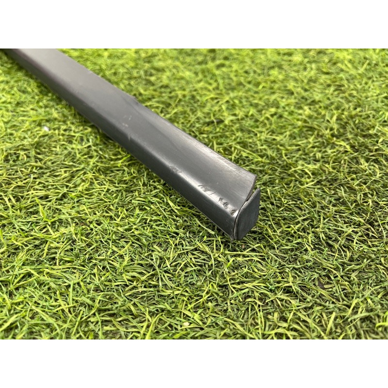 Молдинг стекла (кузов и элементы) KIA Sorento UM 2013 2.4 832202P000