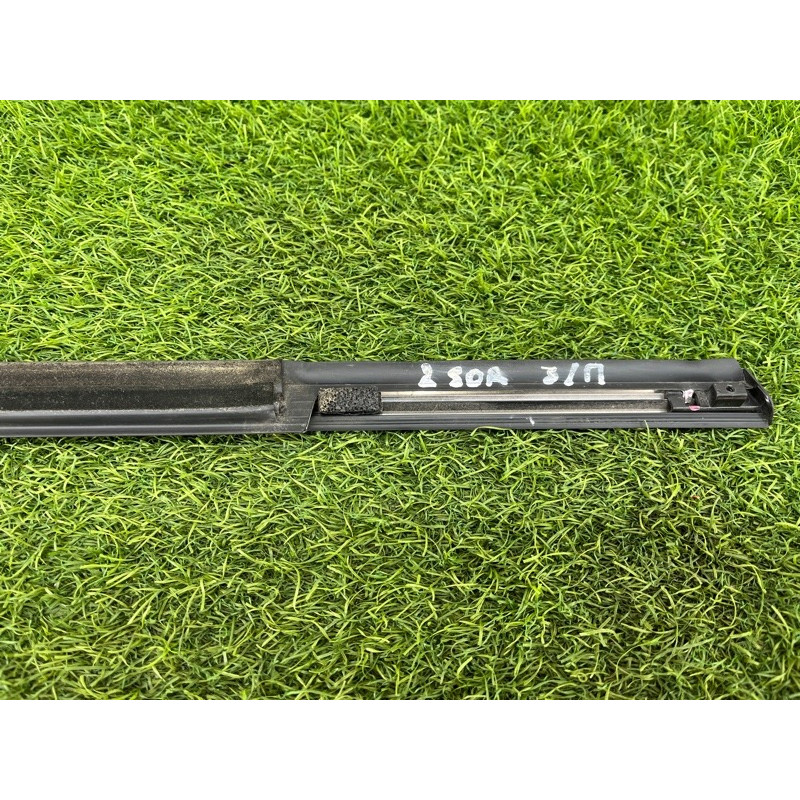 Молдинг стекла (кузов и элементы) KIA Sorento UM 2013 2.4 832202P000