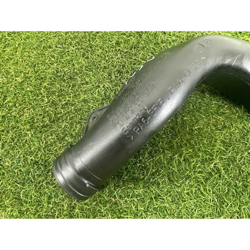 Патрубок (система охлаждения) BMW 7-series F01 2011 3.0 N54 13717571347