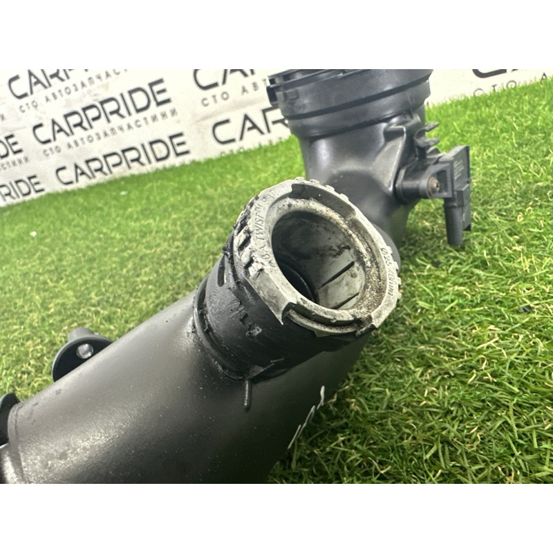 Патрубок (система охлаждения) BMW 7-series F01 2011 3.0 N54 13717594722