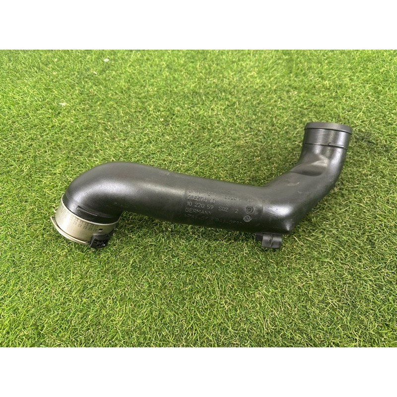 Патрубок воздушного фильтра (впускная система) BMW 7-series F01 2011 3.0 N54 13717582314