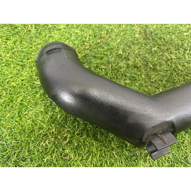 Патрубок воздушного фильтра (впускная система) BMW 7-series F01 2011 3.0 N54 13717582314