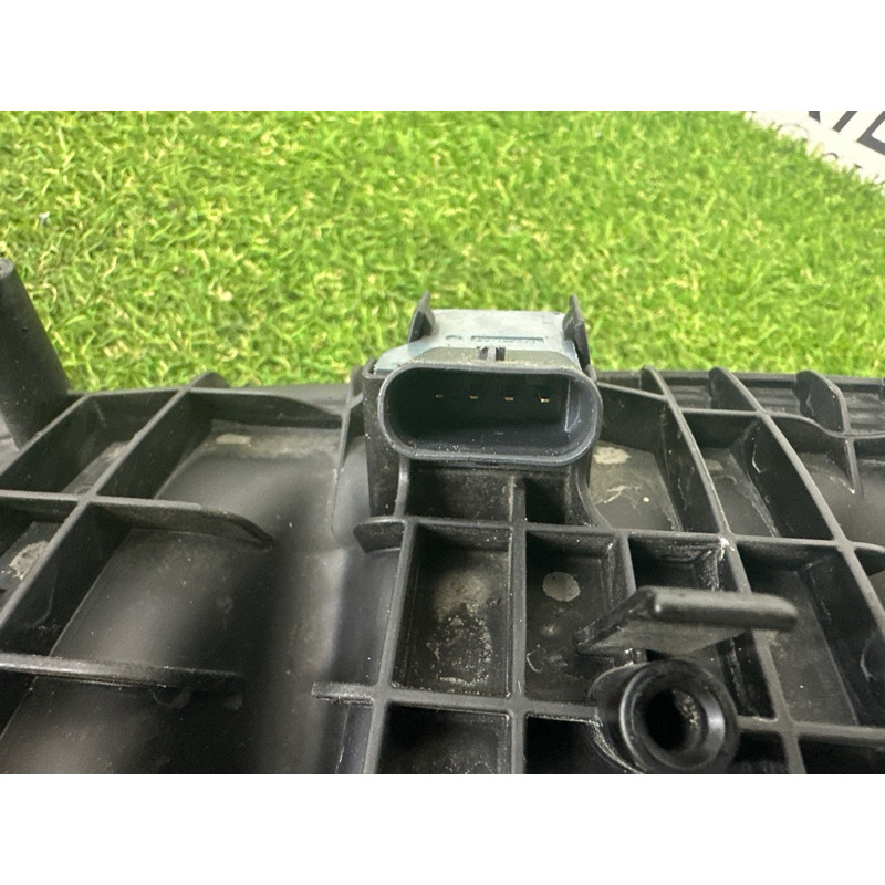 Коллектор впускной (впускная система) AUDI A3 8V 2015 1.8 CNSB 06L133201AA