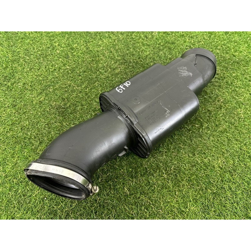 Патрубок воздушного фильтра (впускная система) BMW 5-series F10 2015 2.0 N20 13717612094