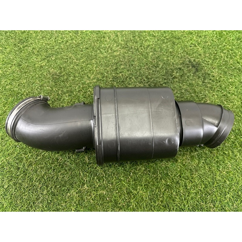 Патрубок воздушного фильтра (впускная система) BMW 5-series F10 2015 2.0 N20 13717612094