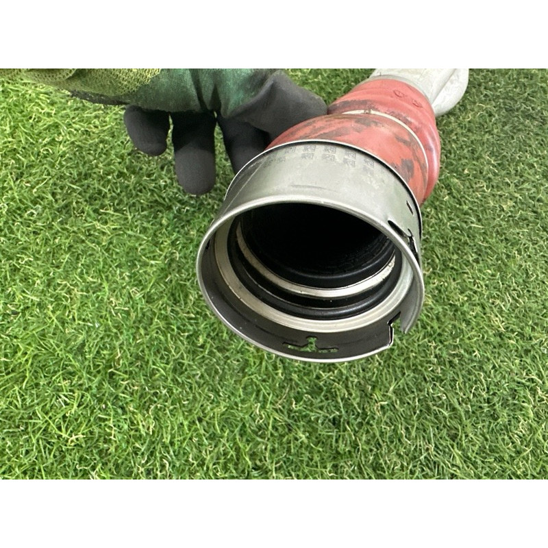 Патрубок интеркулера (двигатель и элементы) BMW 7-series F01 2011 3.0 N54 13717582313