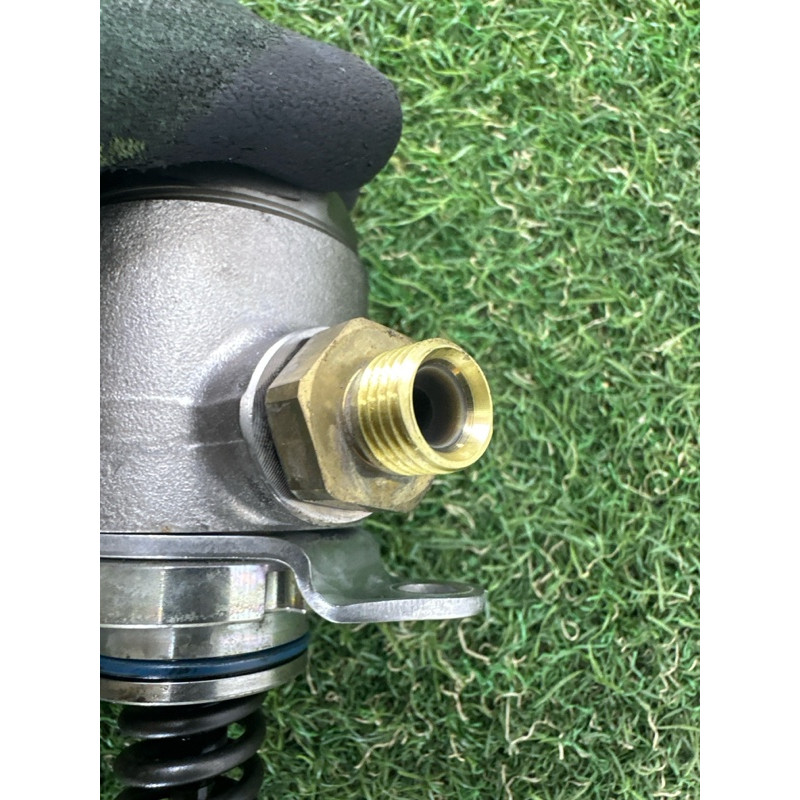 ТНВД (топливная система) AUDI Q5 8R 2012 2.0 CAEB 06J127025G