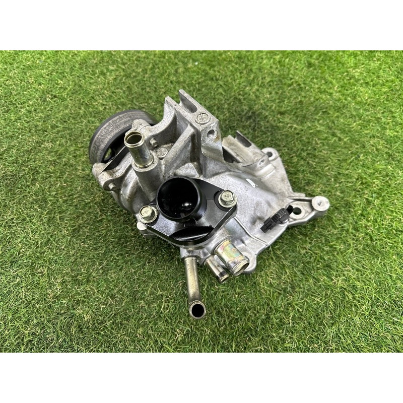 Помпа (система охлаждения) Nissan Rogue T33 2021 2.5 PR25DD 210136RA0A