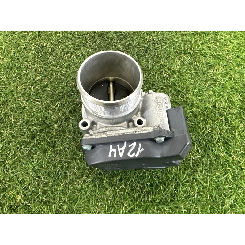 Дроссельная заслонка (электрика двигателя) AUDI A4 B8 2012 2.0 CAEB 06F133062Q