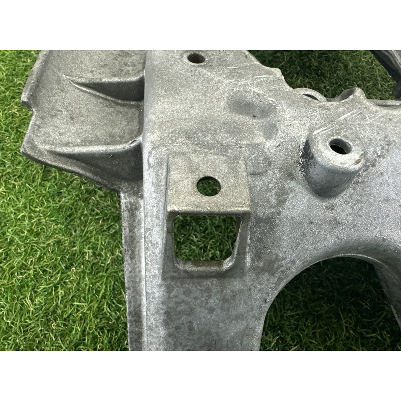 Кронштейн КПП (трансмиссия) AUDI A4 B8 2012 2.0 CAEB 8K0399263K