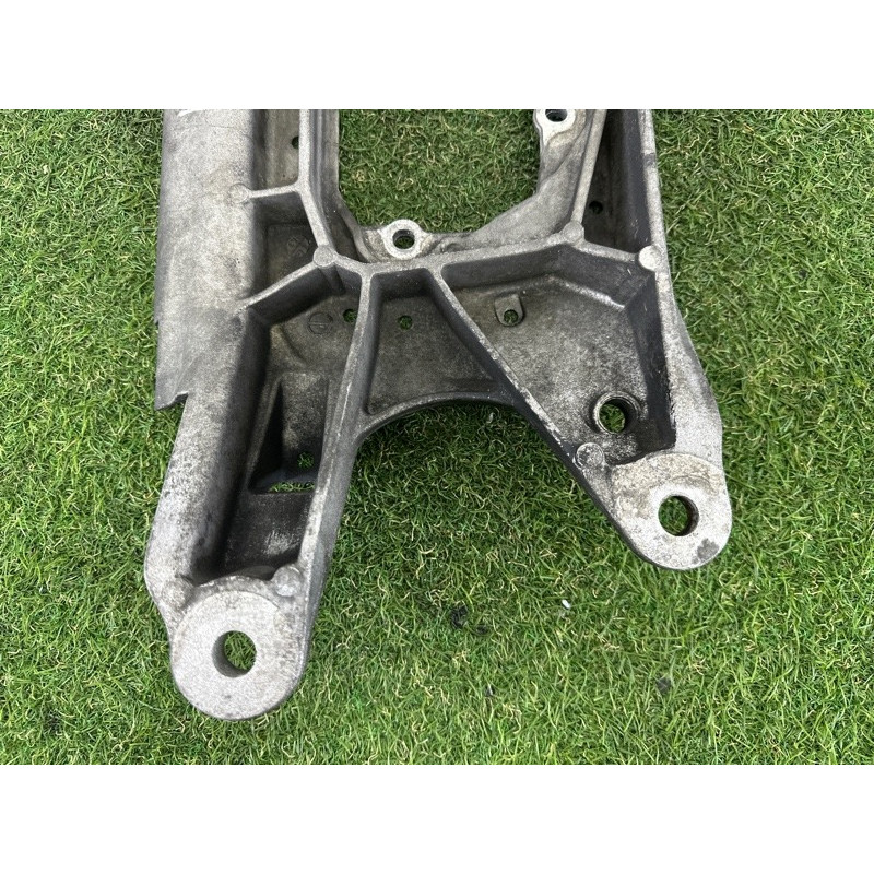 Кронштейн КПП (трансмиссия) AUDI A4 B8 2012 2.0 CAEB 8K0399263K