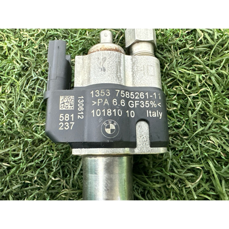 Форсунка топливная (топливная система) BMW 7-series F01 2011 3.0 N54 13538616079