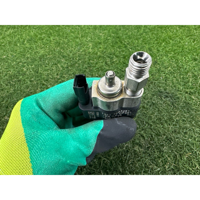 Форсунка топливная (топливная система) BMW 7-series F01 2011 3.0 N54 13538616079