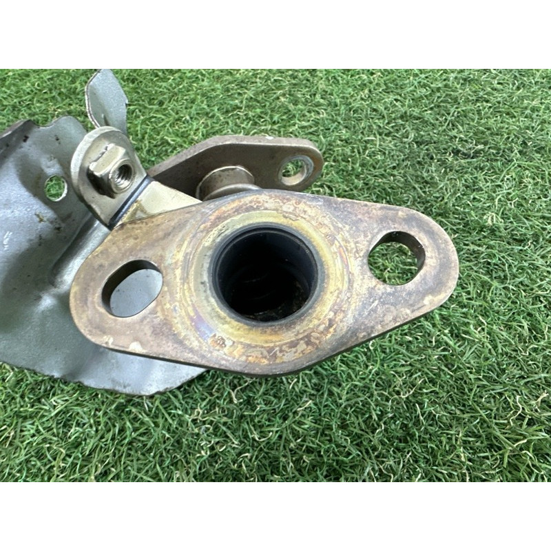 Трубка EGR (двигатель и элементы) Nissan Rogue T33 2021 2.5 PR25DD 147136CA1A