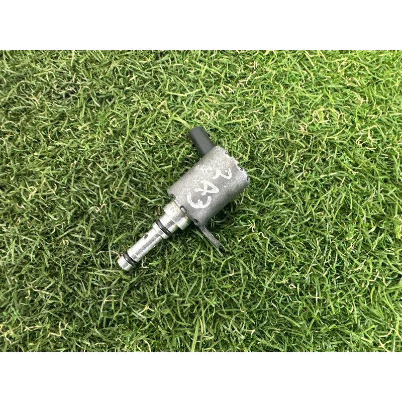 Клапан регулировки давления масла (электрика двигателя) AUDI A3 8V 2015 1.8 CNSB 06K115243M