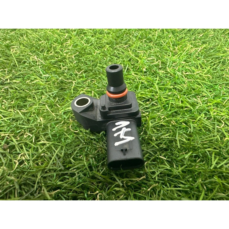 Датчик давления во впускном коллекторе (электрика двигателя) BMW X1 F48 2016 2.0 B46B20 13628637899