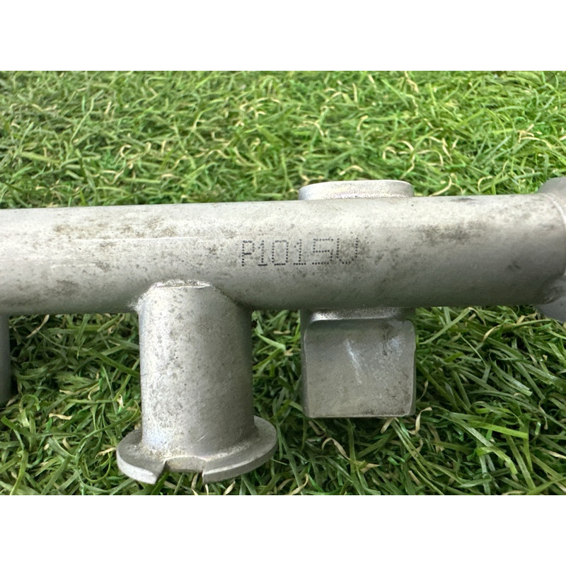 Топливная рампа (топливная система) Nissan Rogue T33 2021 2.5 PR25DD 175216CA0B