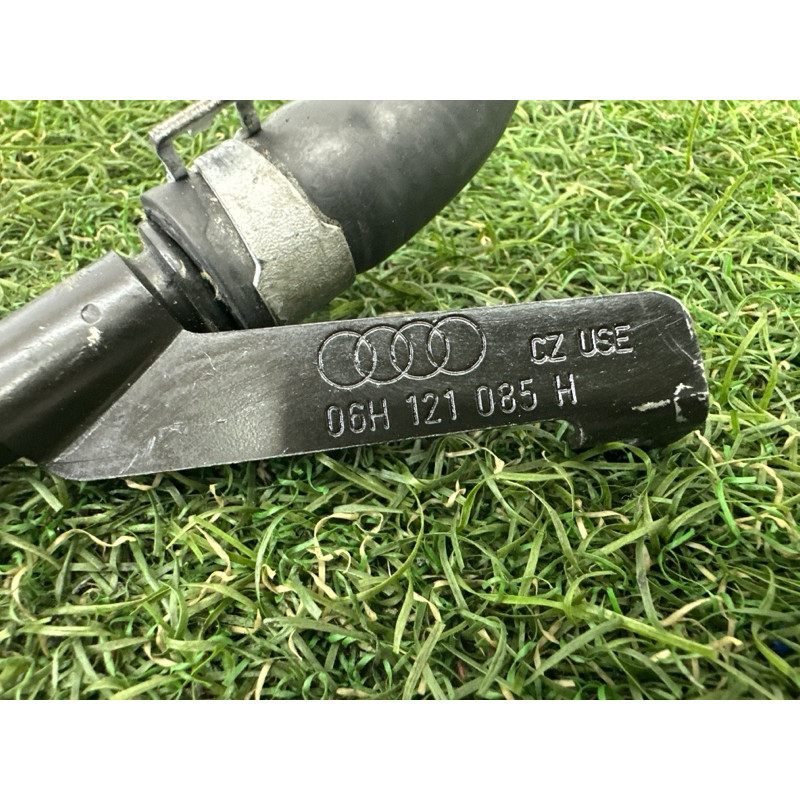 Трубка системы охлаждения (система охлаждения) AUDI Q5 8R 2012 2.0 CAEB 06H121492D