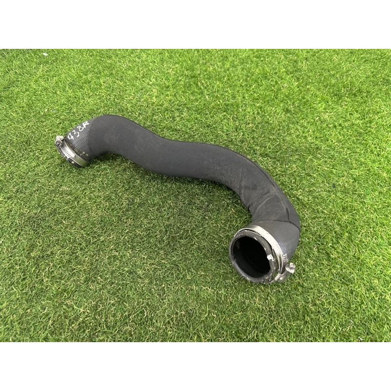 Патрубок интеркулера (двигатель и элементы) AUDI Q5 8R 2012 2.0 CAEB 8R0145738R