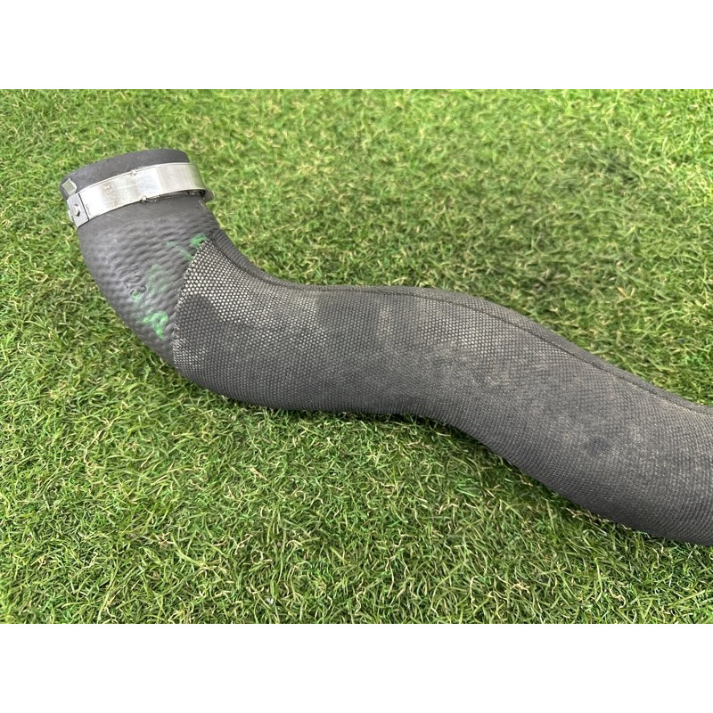 Патрубок интеркулера (двигатель и элементы) AUDI Q5 8R 2012 2.0 CAEB 8R0145738R