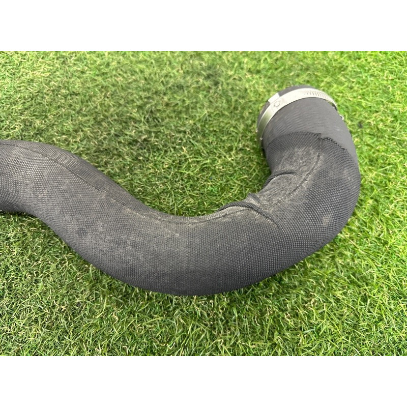 Патрубок интеркулера (двигатель и элементы) AUDI Q5 8R 2012 2.0 CAEB 8R0145738R