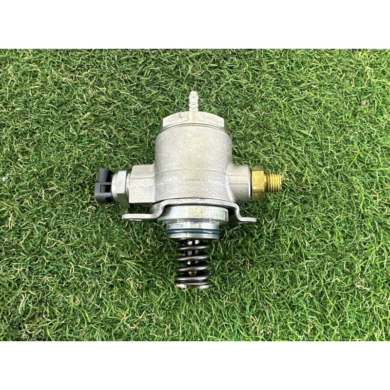 ТНВД (топливная система) AUDI Q5 8R 2012 2.0 CAEB 06J127025G