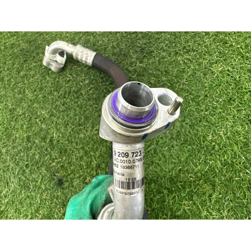 Трубка кондиционера (отопление и кондиционирование) BMW X1 F48 2016 2.0 B46B20 64539209723